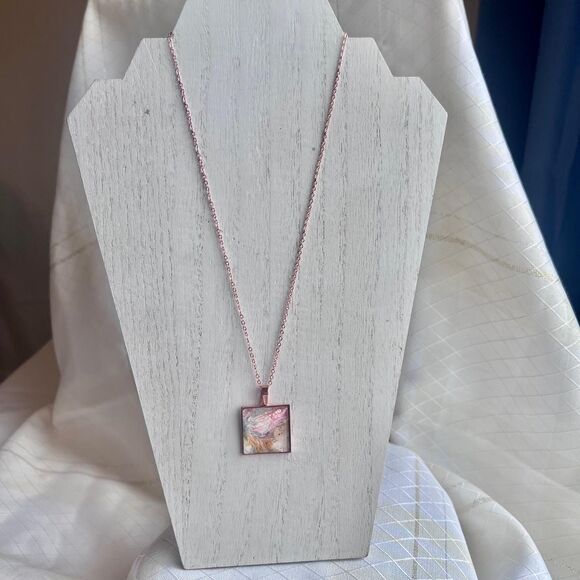 Vintage Copper Tone Pendant Necklace, NEW Hand Painted Floral Pendant Necklace - Picture 13 of 16